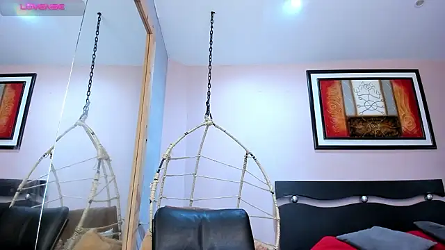  AlejaCruz  online show from March 8, 6:22 pm