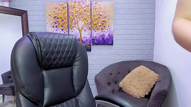  AlejaCruz  online show from November 12, 7:18 pm