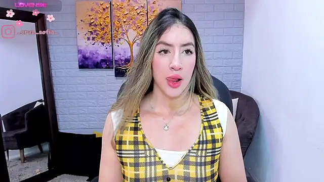  AlejaCruz  online show from May 22, 7:34 pm