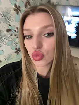 Snapshot of adel_secret chatting on December 16, 8:46 pm adel secret online show from December 16, 8:46 pm