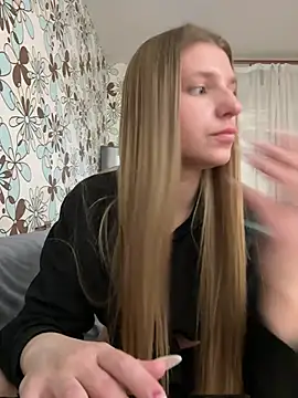 adel secret online show from March 25, 8:41 pm