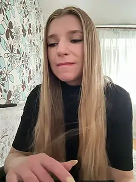 adel secret online show from April 30, 11:06 am