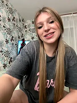 Snapshot of adel_secret chatting on January 5, 8:34 pm adel secret online show from January 5, 8:34 pm