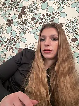 Snapshot of adel_secret chatting on January 17, 12:42 pm adel secret online show from January 17, 12:42 pm