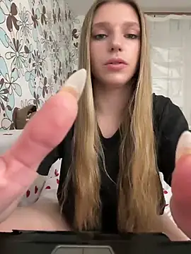 adel secret online show from March 10, 7:40 pm