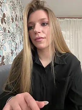 Snapshot of adel_secret chatting on February 22, 8:43 pm adel secret online show from February 22, 8:43 pm