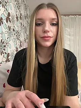 Snapshot of adel_secret chatting on March 1, 8:31 pm adel secret online show from March 1, 8:31 pm