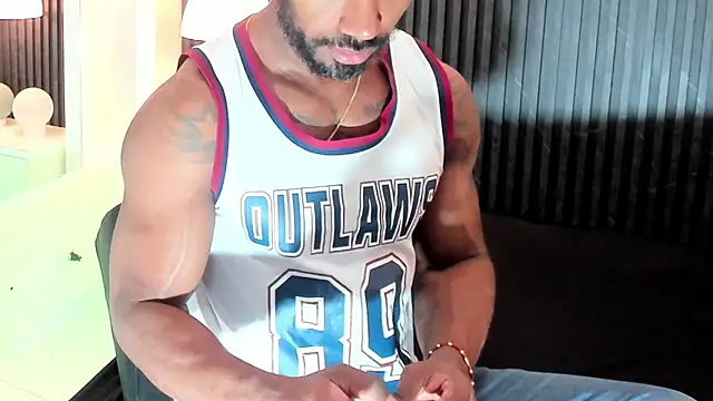 Ganiimedes online show from January 5, 7:39 pm