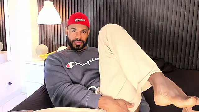 Ganiimedes online show from January 8, 7:53 pm