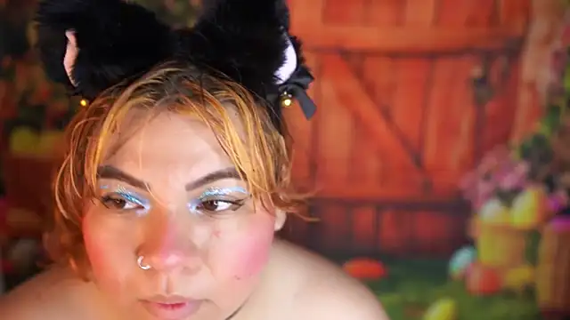 Samanta cutee online show from April 19, 11:11 am