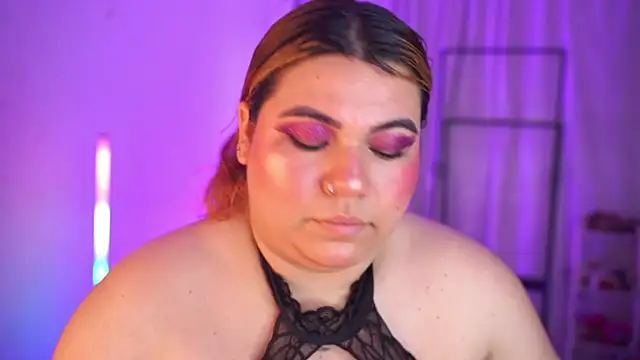 Samanta cutee online show from March 13, 12:10 pm