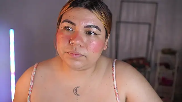 Samanta cutee online show from March 17, 11:35 am