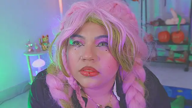 Samanta cutee online show from September 20, 2:00 pm