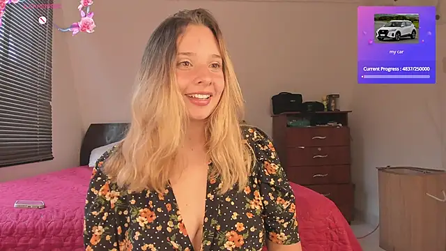 Snapshot of Sophy_Bunny chatting on May 28, 7:20 pm Sophy Bunny online show from May 28, 7:20 pm