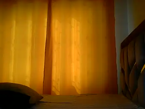 Snapshot of KINKYGIRL30 chatting on October 3, 12:28 pm KINKYGIRL30 online show from October 3, 12:28 pm