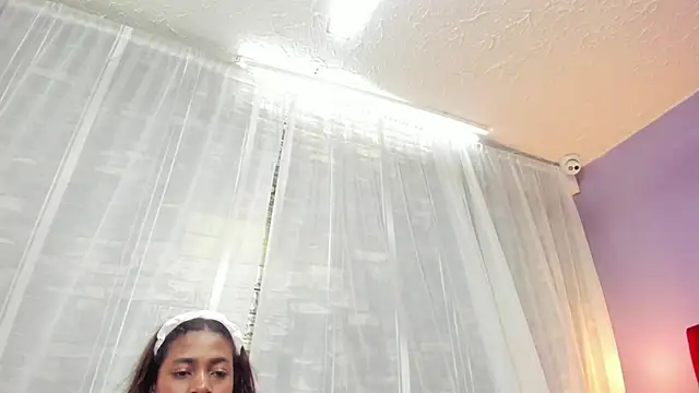 KatieGomez online show from March 14, 10:38 pm