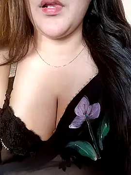 Snapshot of AK---47 chatting on November 16, 6:40 am AK---47 online show from November 16, 6:40 am