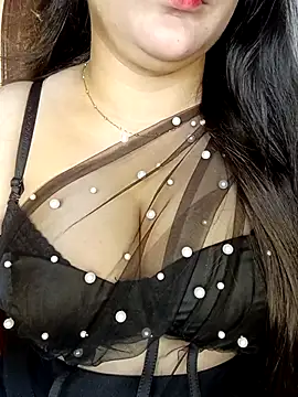 Snapshot of AK---47 chatting on November 9, 7:34 am AK---47 online show from November 9, 7:34 am