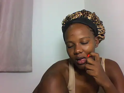 Snapshot of Deliciousbabe chatting on June 26, 3:23 am Deliciousbabe online show from June 26, 3:23 am