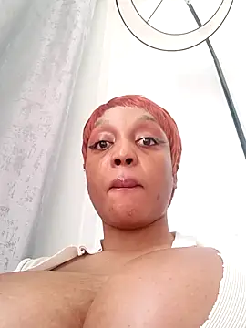 Busty Bambi online show from April 15, 11:27 am