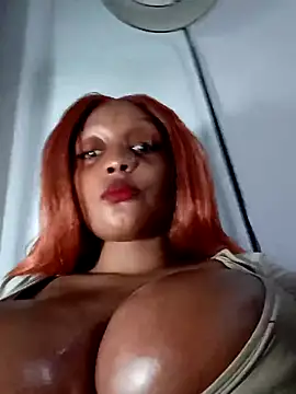 Snapshot of Busty_Bambi chatting on October 17, 5:15 pm Busty Bambi online show from October 17, 5:15 pm