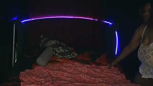 msyvette1970xh online show from November 2, 11:43 pm