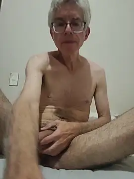 salinasrodolf online show from April 19, 3:29 am