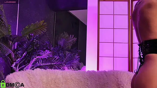 OliviaHawn online show from March 23, 8:08 pm