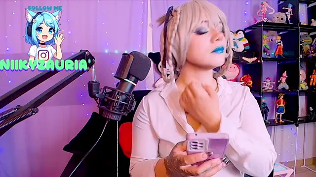  niiky online show from November 7, 10:20 am