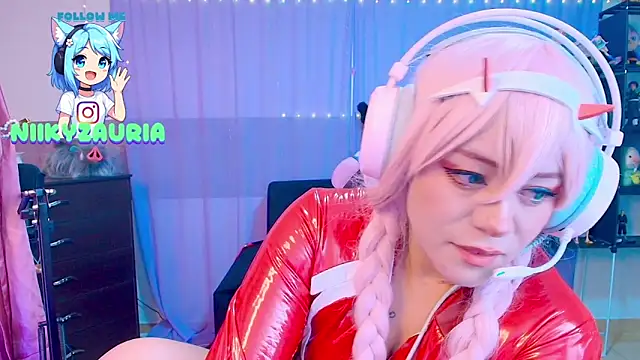  niiky online show from November 10, 10:53 am