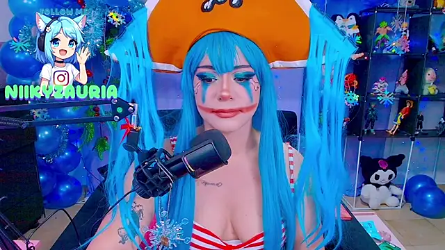  niiky online show from December 5, 11:31 am