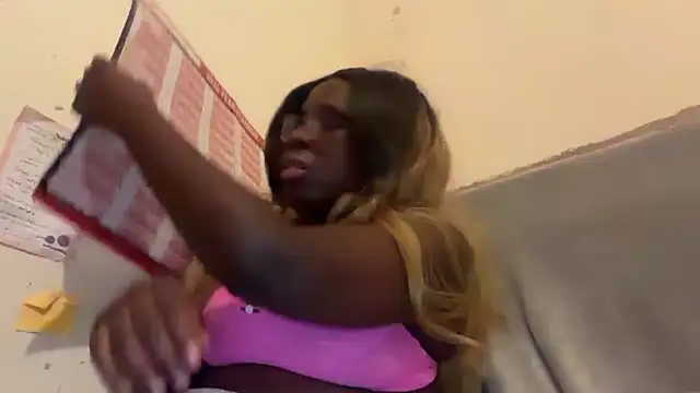 Snapshot of MonicaEngland32 chatting on February 1, 5:49 am MonicaEngland32 online show from February 1, 5:49 am