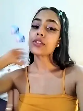 cleopatra-phaedra online show from March 29, 3:57 pm