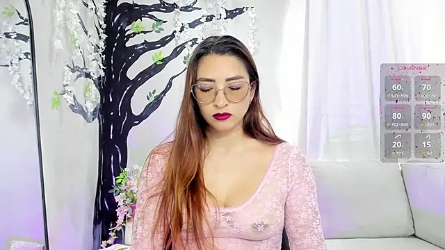  LaraMom  online show from October 27, 7:37 pm