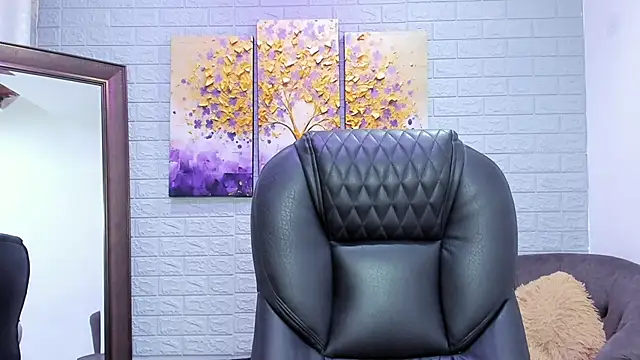  LaraMom  online show from December 1, 12:17 pm