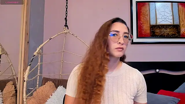  LaraMom  online show from October 20, 7:36 pm