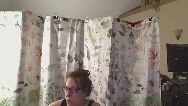 Ireallysquirt online show from April 3, 12:39 am