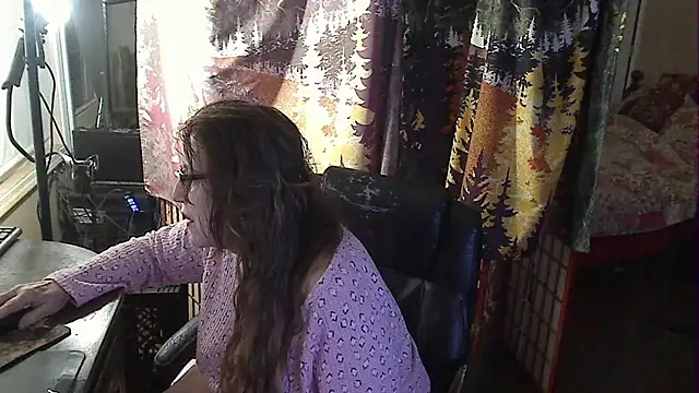 Ireallysquirt online show from October 31, 4:53 am