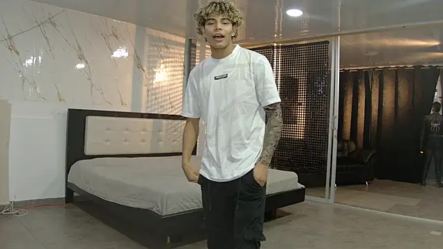 Boysgang sex online show from May 21, 11:18 am