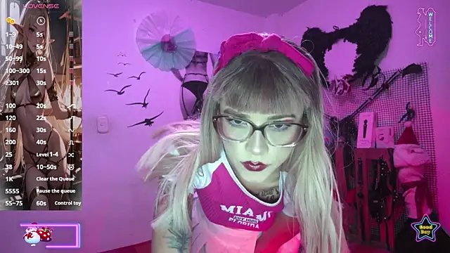  Hanna white  online show from December 18, 3:00 am