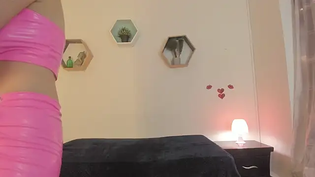 Paloma victory online show from April 14, 8:14 pm