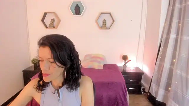 Snapshot of Paloma_victory chatting on February 27, 8:09 pm Paloma victory online show from February 27, 8:09 pm