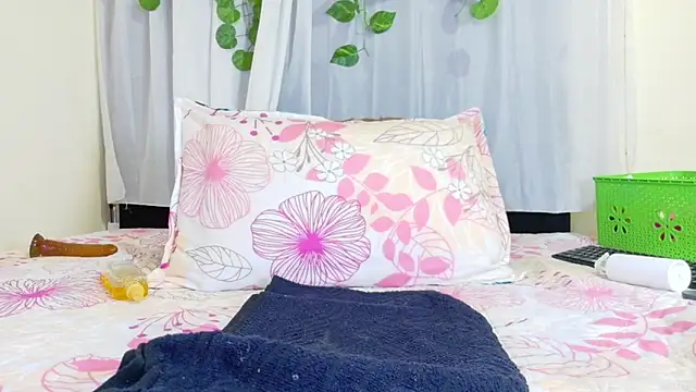 Amarantha love69 online show from April 15, 12:27 am