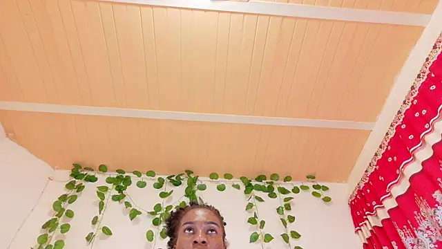 Snapshot of Amarantha_love69 chatting on December 17, 1:27 pm Amarantha love69 online show from December 17, 1:27 pm