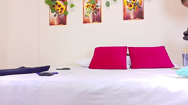 Snapshot of Amarantha_love69 chatting on December 20, 1:25 pm Amarantha love69 online show from December 20, 1:25 pm