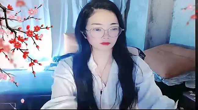 Snapshot of Floor_oo chatting on December 2, 11:18 am Floor oo online show from December 2, 11:18 am