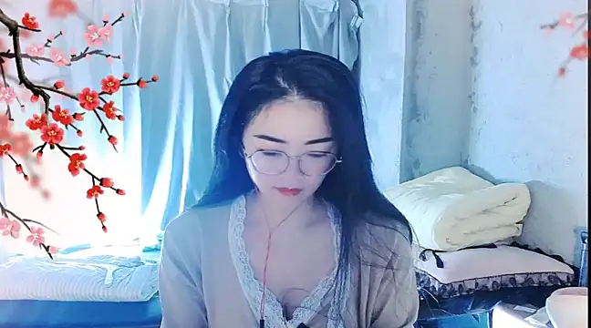 Snapshot of Floor_oo chatting on December 12, 7:15 pm Floor oo online show from December 12, 7:15 pm
