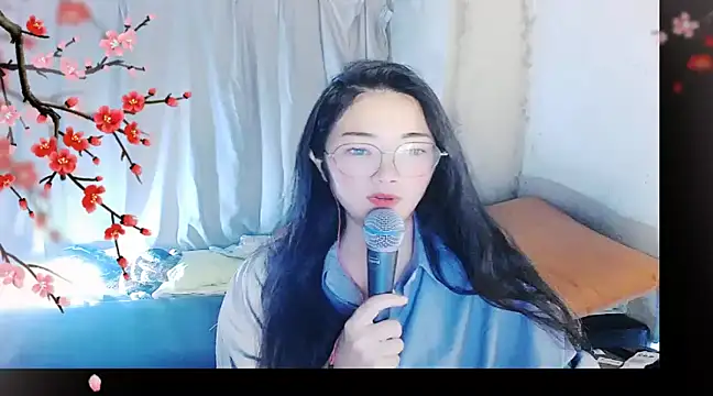Snapshot of Floor_oo chatting on December 3, 1:06 pm Floor oo online show from December 3, 1:06 pm