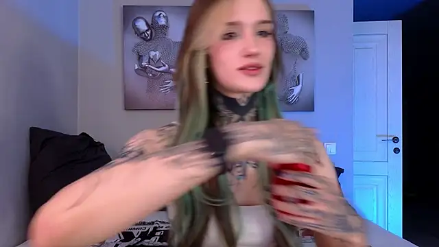 SophieInkk online show from September 10, 12:09 am