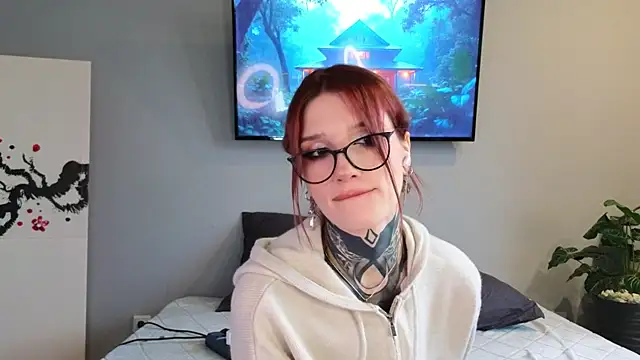 SophieInkk online show from November 8, 8:07 am